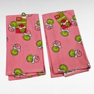 Dr. Seuss Pink Grinch Towels Set of 2